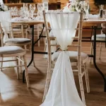 Trang trí ghế tiệc cưới chiavari