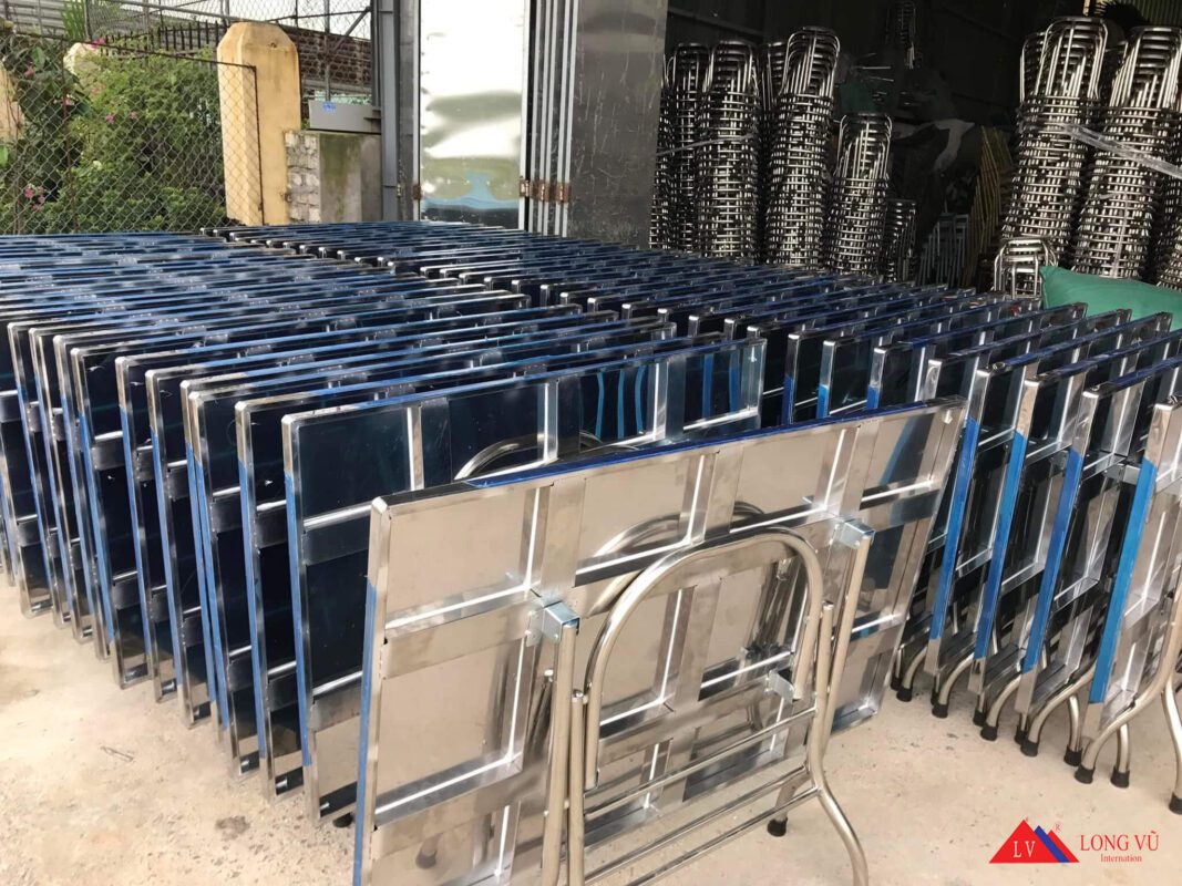 Bàn ghế inox tại Điện Biên