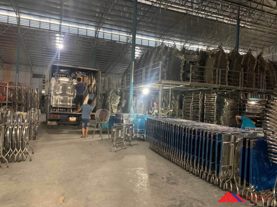 Bàn ghế inox tại Hà Nội