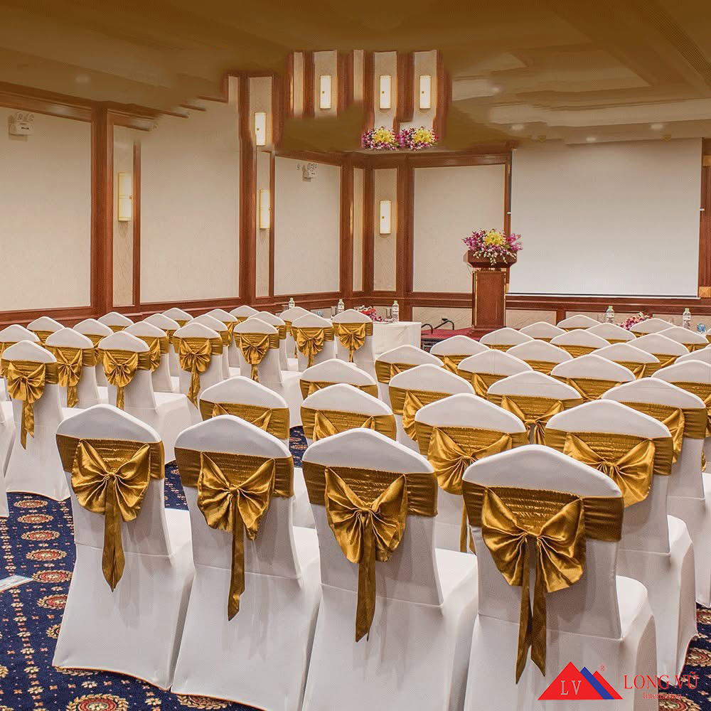 Bàn ghế tiệc cưới nhà hàng đẹp sang trọng
