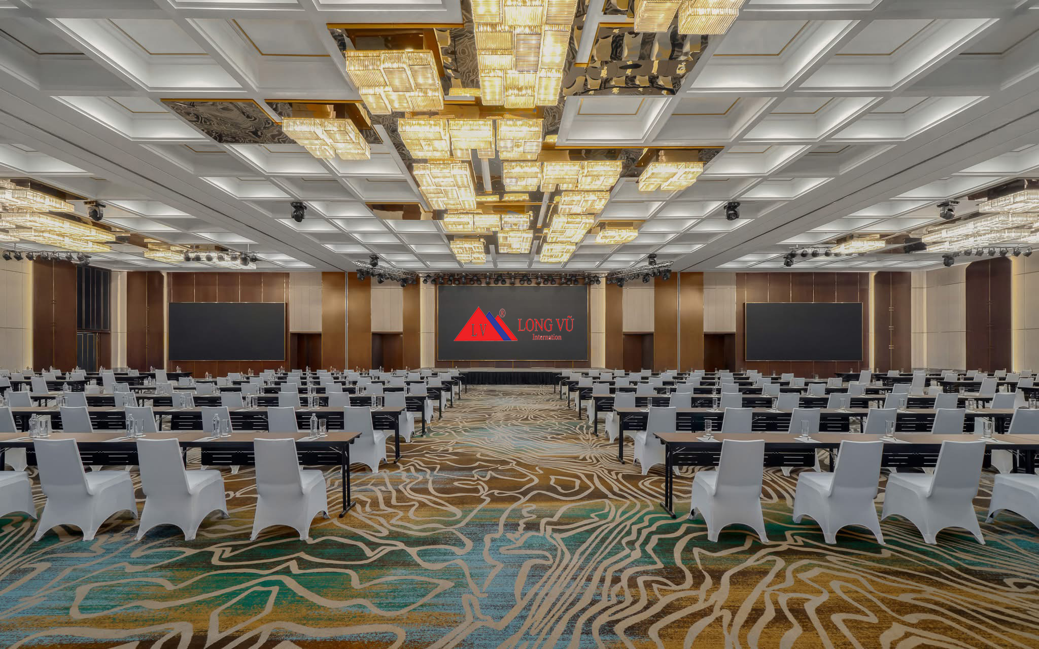 Bàn tròn tiệc khách sạn mặt gỗ chân gập