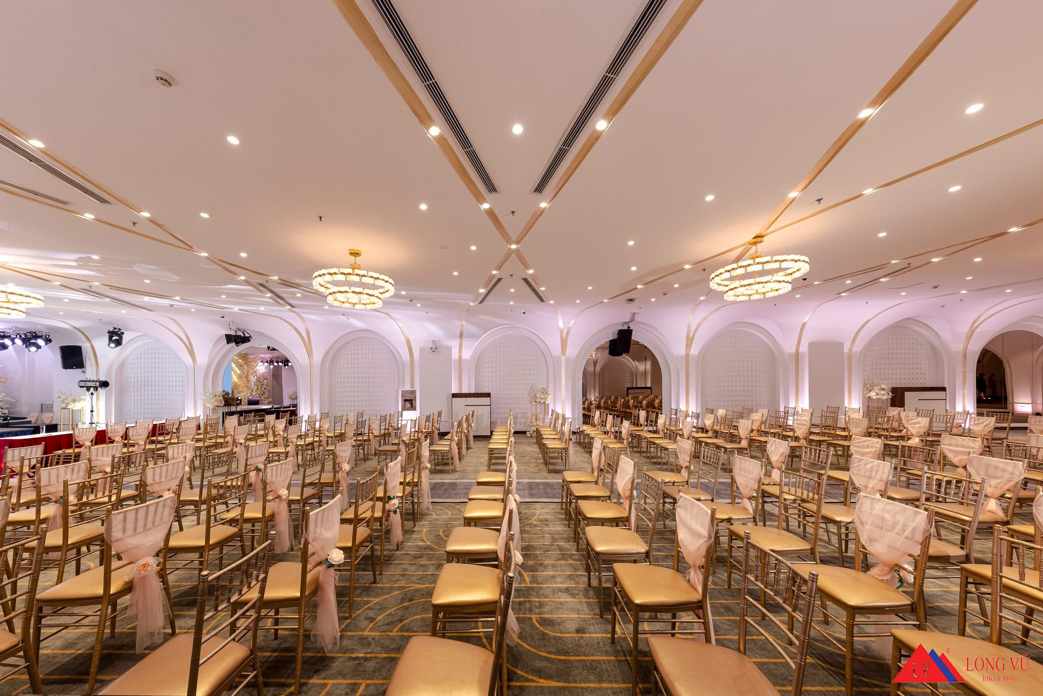 Bộ bàn ghế tiệc nhà hàng hiện đại sang trọng