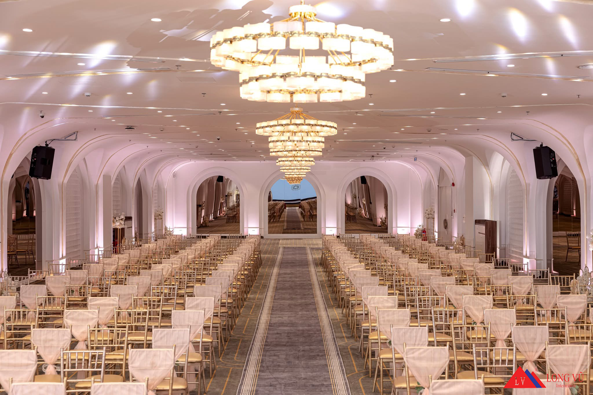 Bộ bàn ghế tiệc nhà hàng hiện đại sang trọng