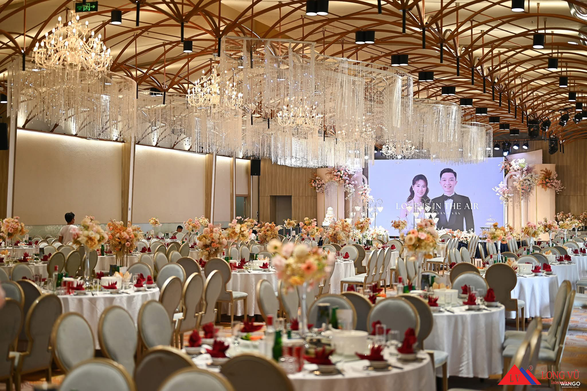 Bộ bàn ghế tiệc nhà hàng hiện đại sang trọng