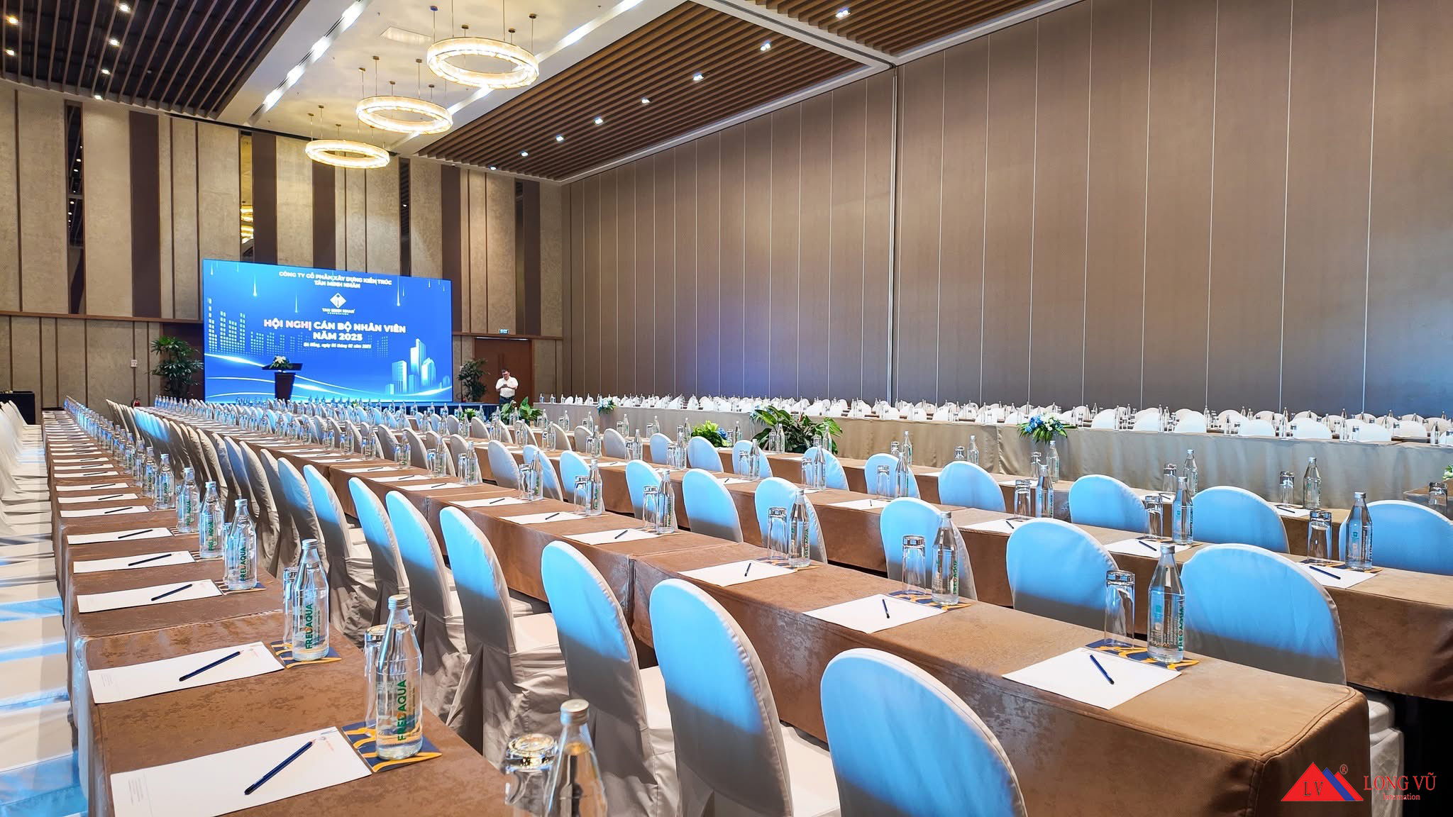 Ghế banquet nệm hoa văn họa tiết đẹp