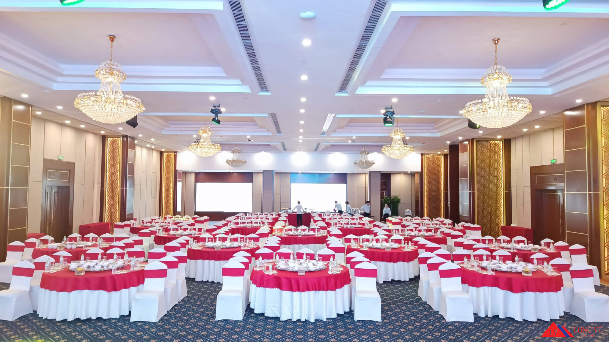 Ghế banquet nhập khẩu cho khách sạn 4,5 sao