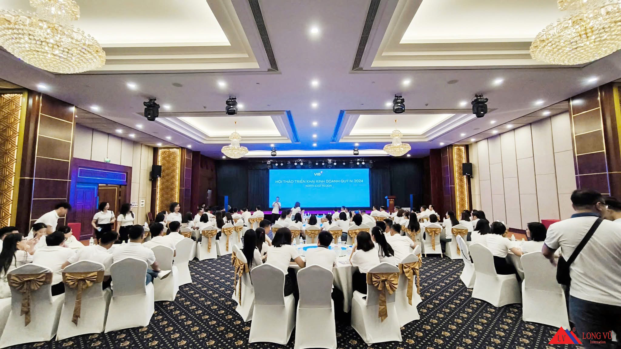 Ghế banquet nhập khẩu cho khách sạn 4,5 sao