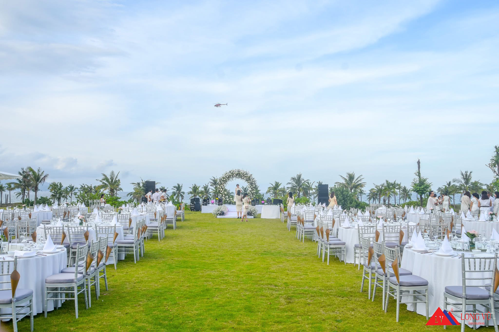 Ghế tiệc phong cách châu âu