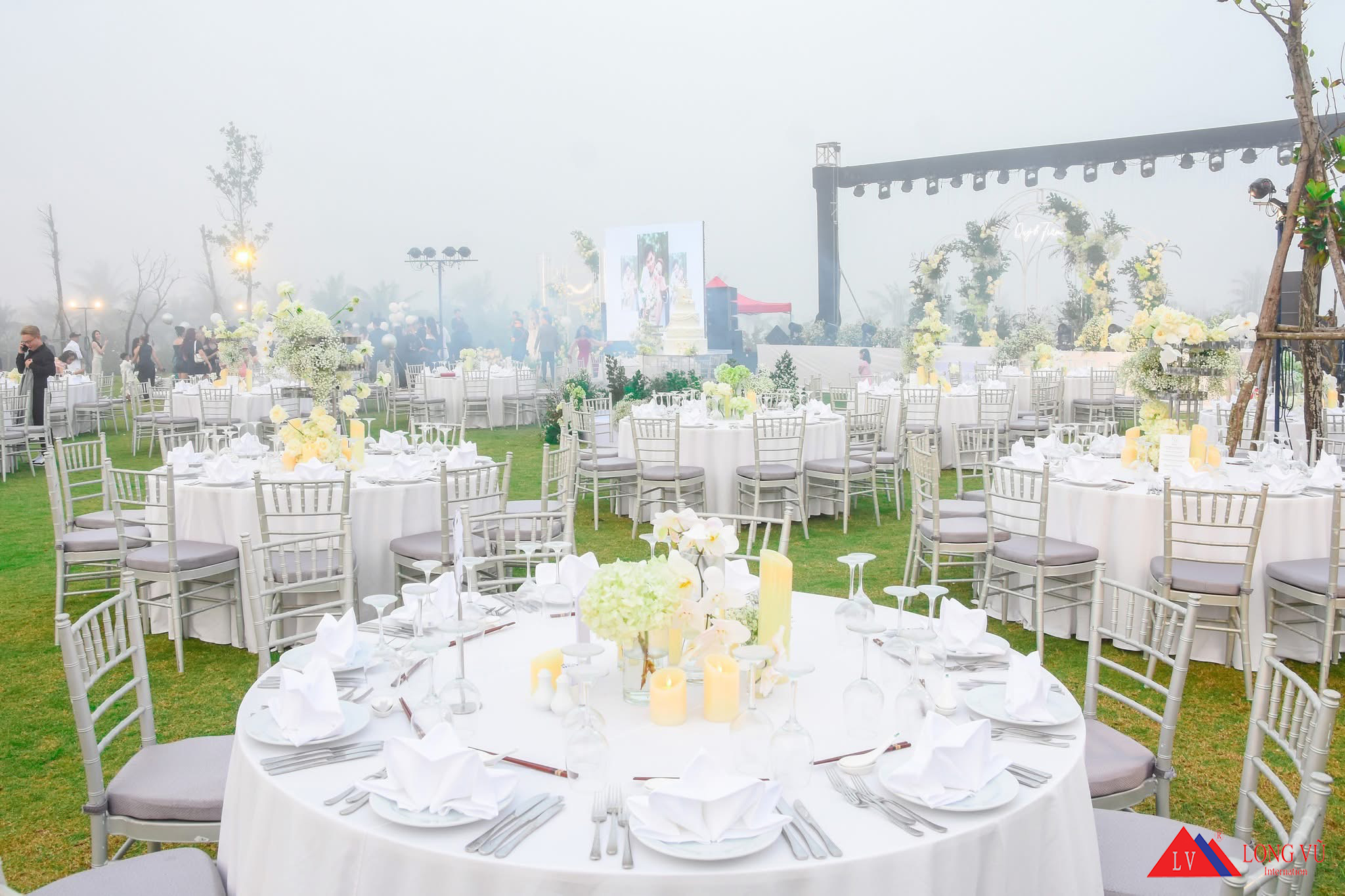 Ghế tiệc phong cách châu âu