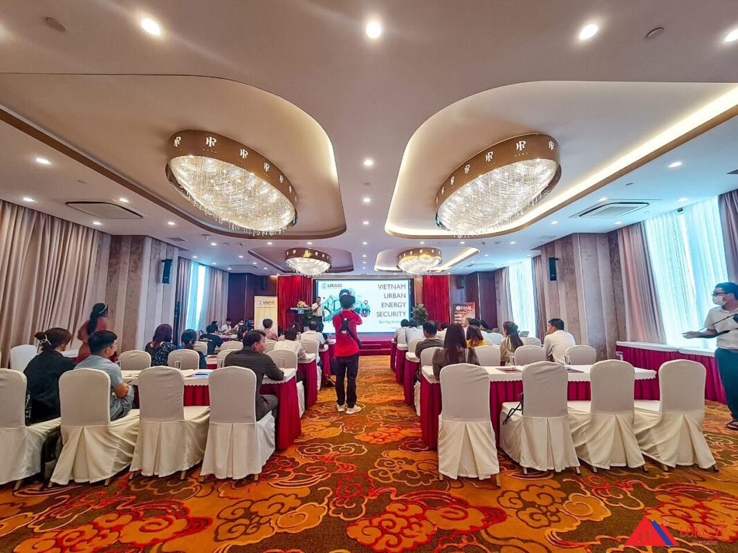 Ghế Banquet trang trí cho tiệc cưới cao cấp